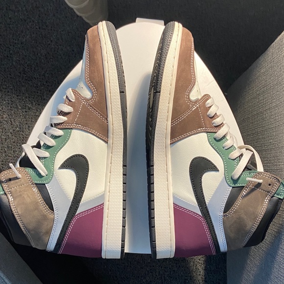 Air Jordan One "Crafted" - Picture 6 of 7